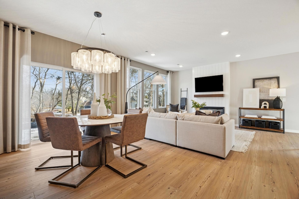 17967 Genoa Dr, Lakeville, MN 55044 - photo 1