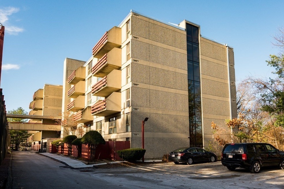 Tall Oaks Village unit L4, South Weymouth, MA 02190 - photo 1