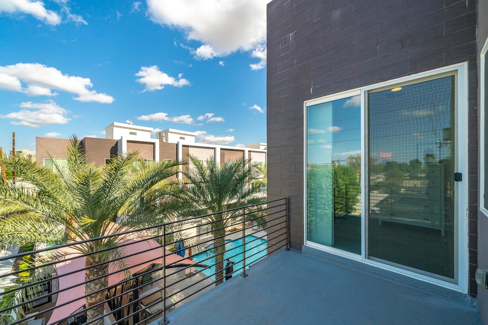 Master Bed Balcony Views