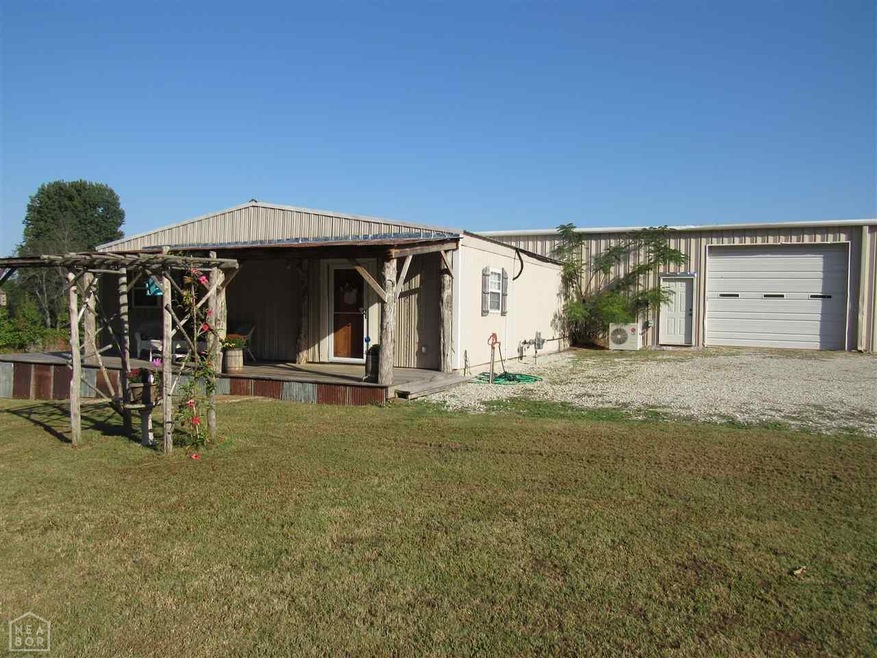 422 E Philadelphia Rd, Jonesboro, AR 72401 - photo 1
