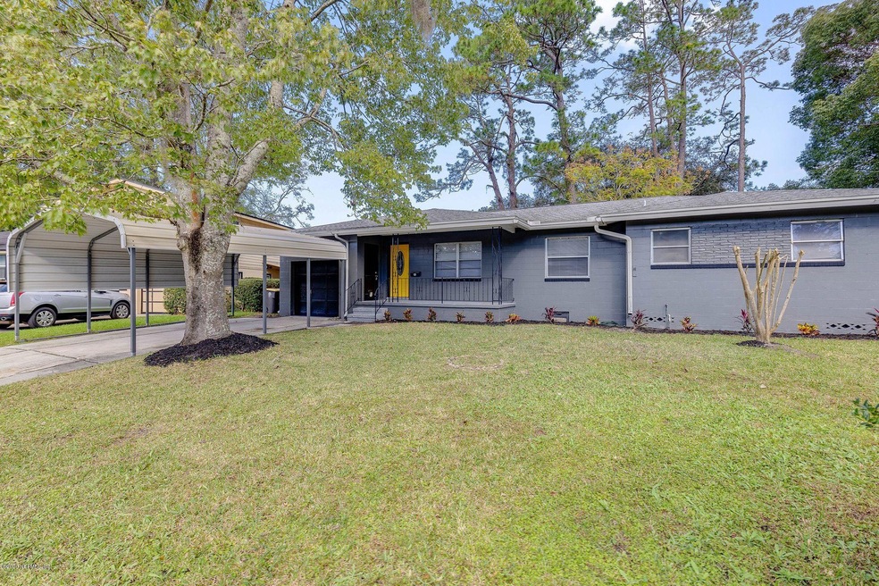 6301 Romilly Dr, Jacksonville, FL 32210 - photo 1