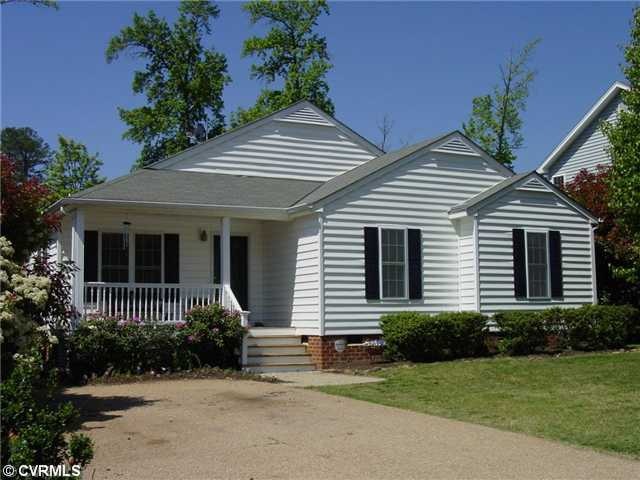 Exterior Front - Bungalow/Ranch style with aggrega