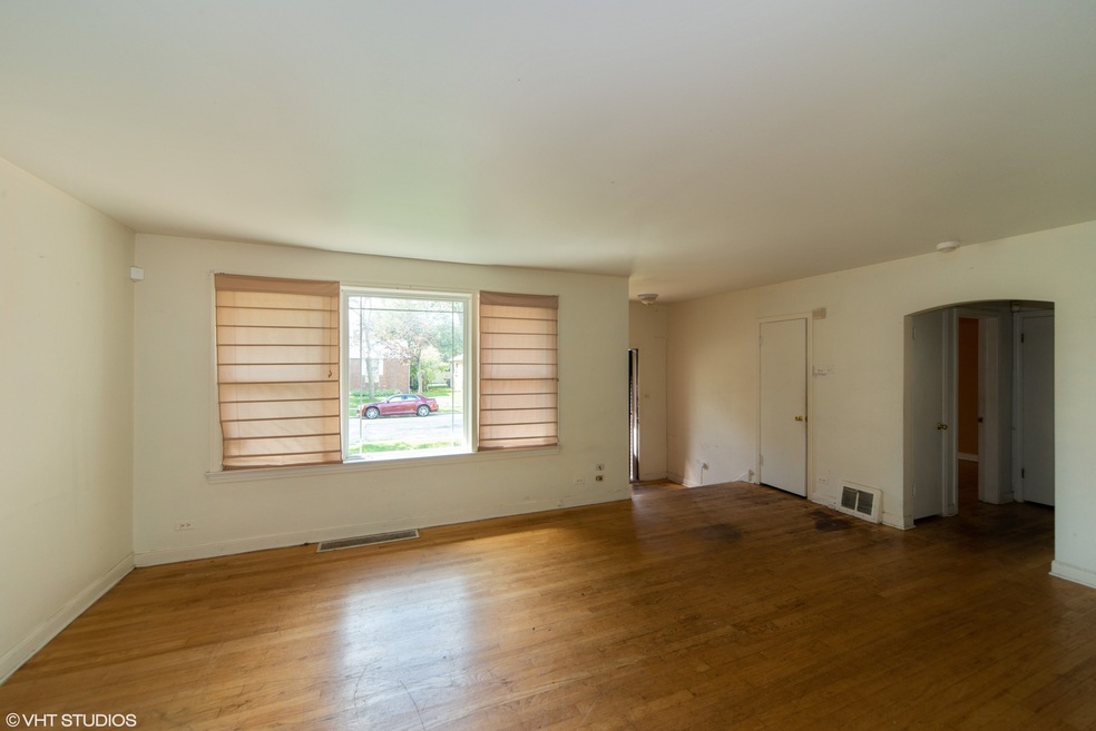 1449 Hull Ave, Westchester, IL 60154 - photo 1