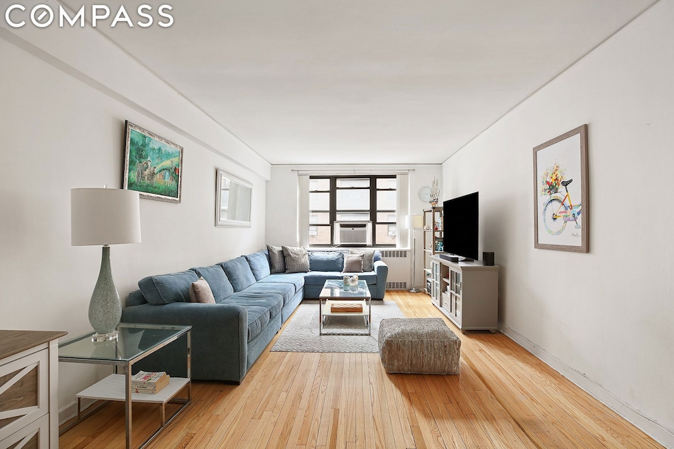 67-35 Yellowstone Blvd unit 3C, Forest Hills, NY 11375 - photo 1