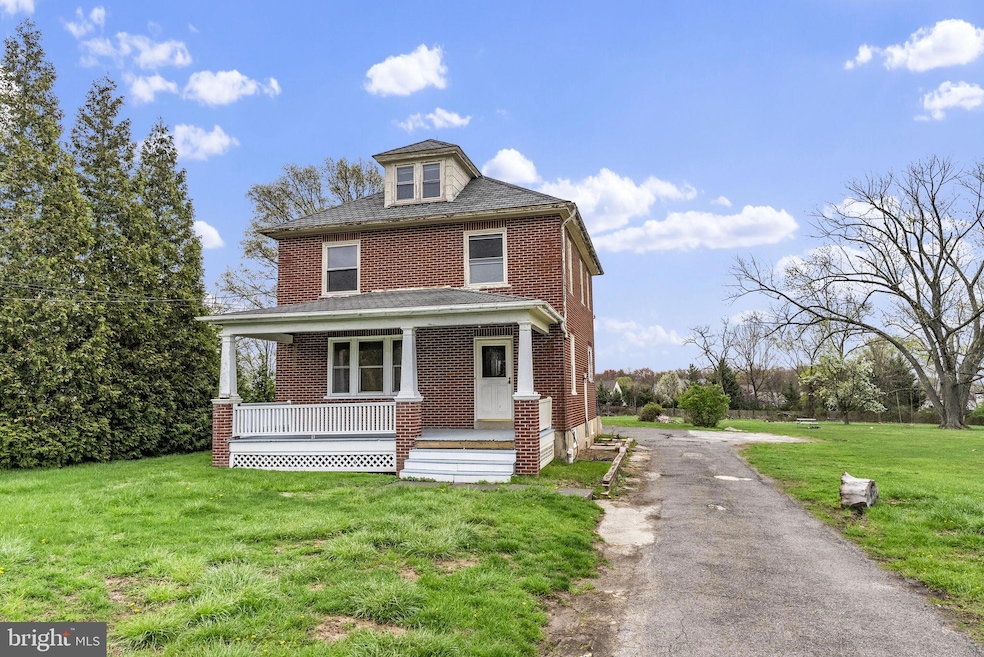 14 N Trooper Rd, Norristown, PA 19403 - photo 1