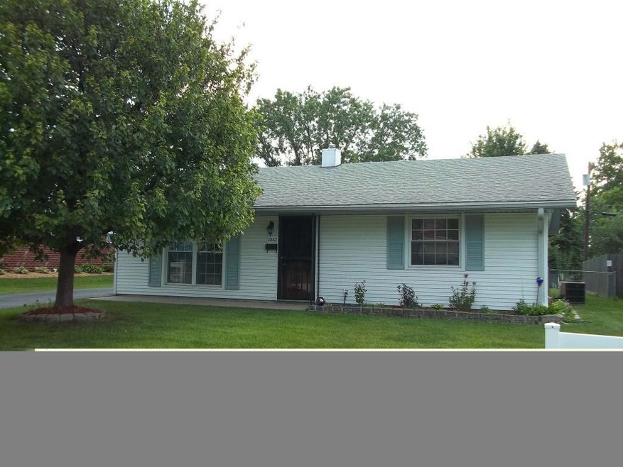 2862 S Oakland Ave, Indianapolis, IN 46203 - photo 1