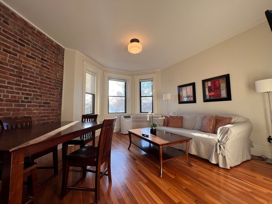 52 Charlesgate E unit 174, Boston, MA 02215 - photo 1