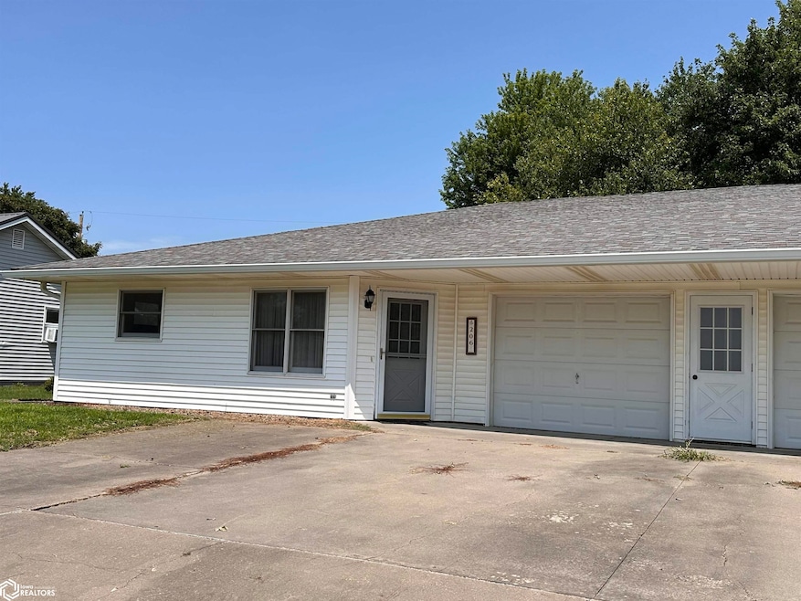 206A W 3rd St, Wayland, IA 52654 - photo 1