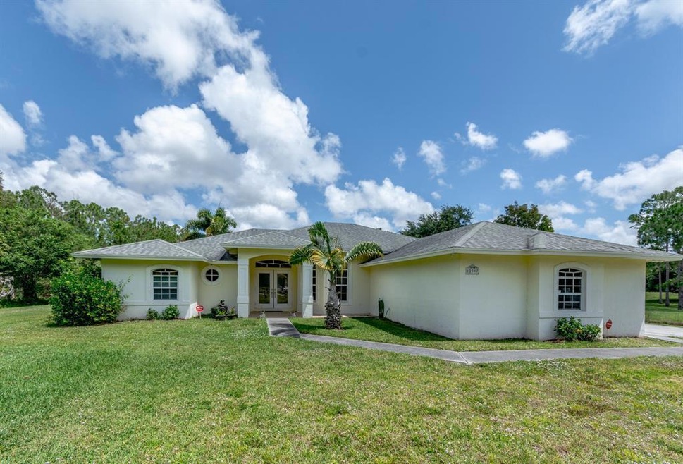 12397 185th St N Jupiter FL-large-003-28