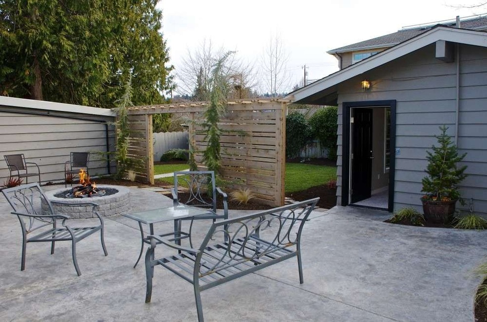 402 2nd Ave N, Edmonds, WA 98020 - photo 1