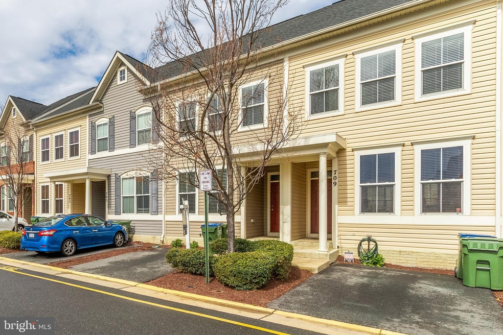 707 Woodstream Blvd unit 804, Stafford, VA 22556 - photo 1