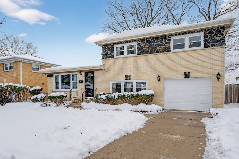 unlisted-address, Wheeling, IL 60090 - photo 1