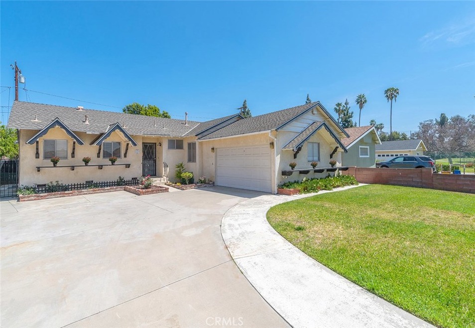 Charming curb appeal.