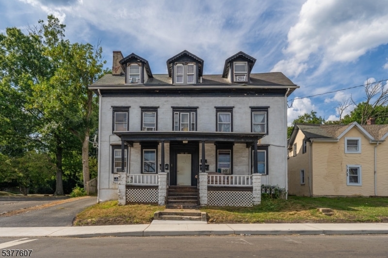 560 W Front St, Plainfield, NJ 07060 - photo 1