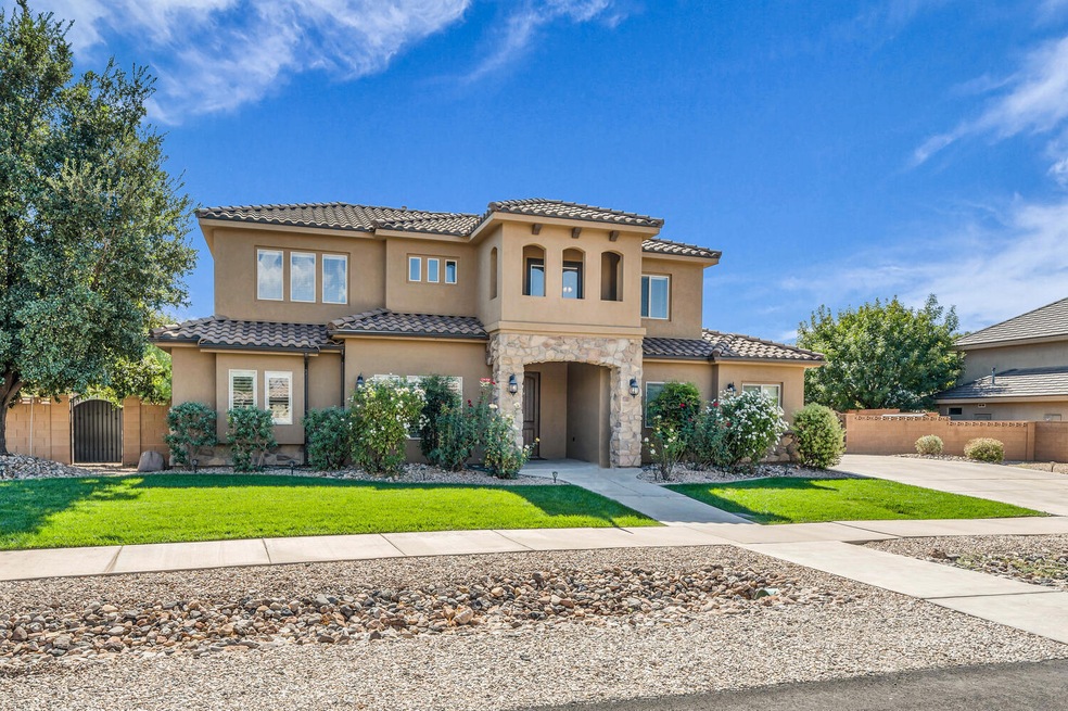 210 E Sky View Ln, Washington, UT 84780 - photo 1