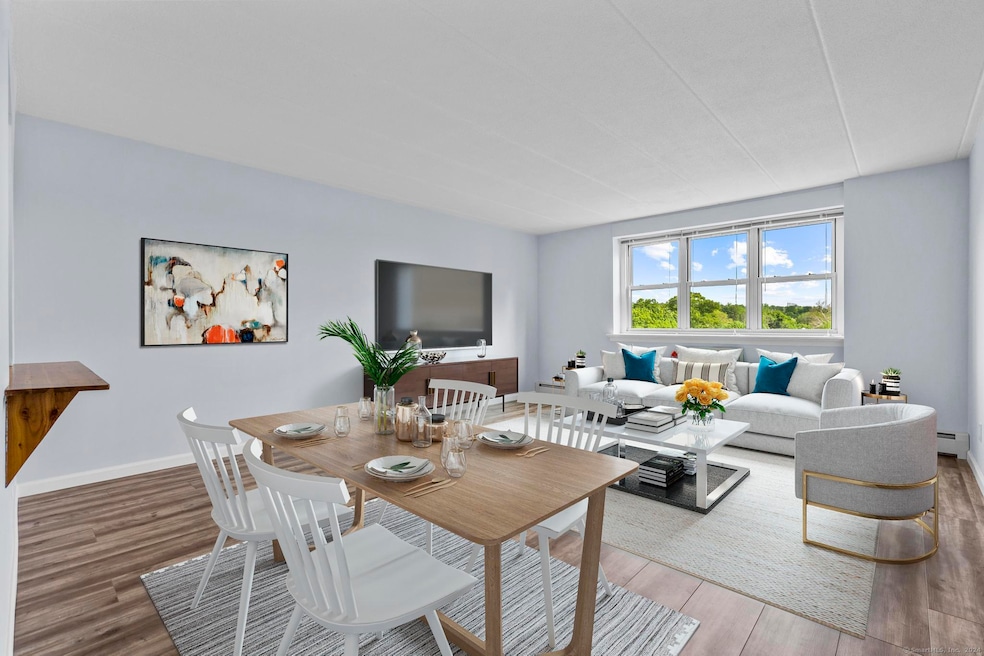 Hyde Park unit 5T, Stamford, CT 06907 - photo 1