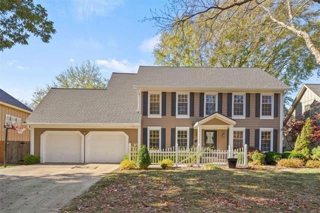 8522 Constance St, Lenexa, KS 66215 - photo 1