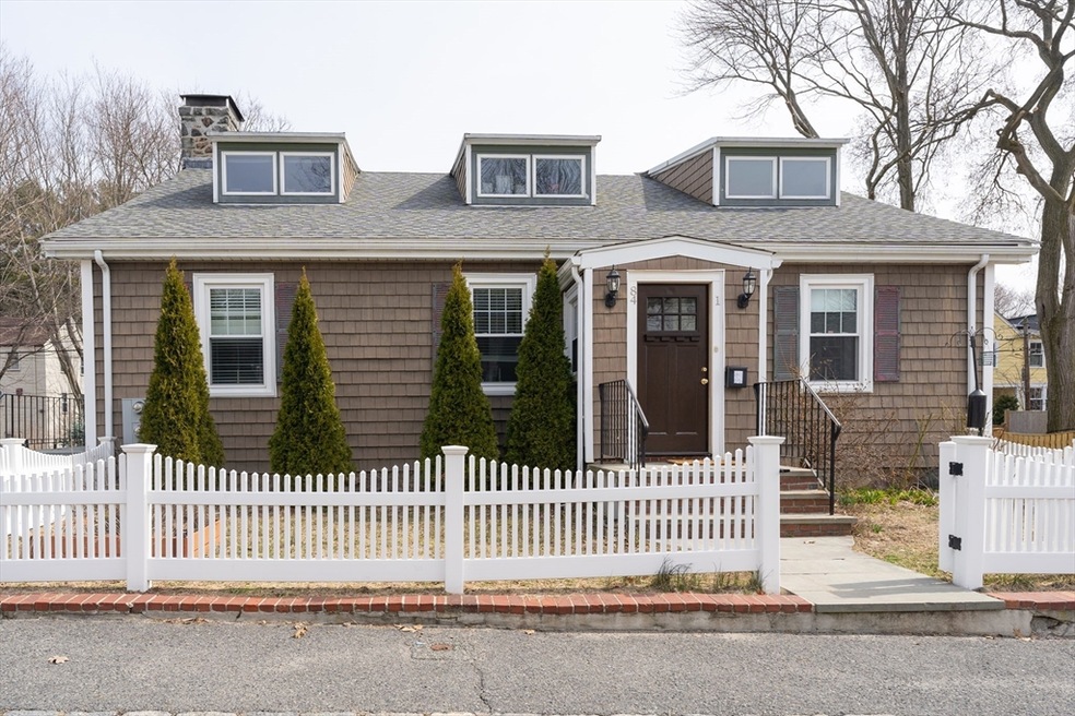 84 Bourne St unit 2, Jamaica Plain, MA 02130 - photo 1
