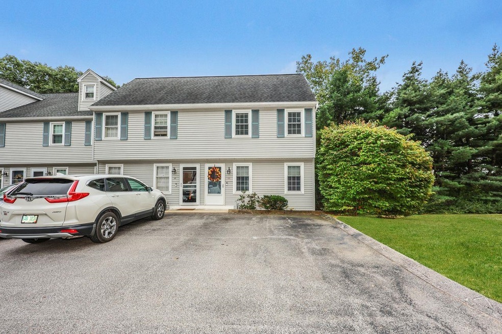 33 Hawkstead Hollow unit U29, Nashua, NH 03063 - photo 1