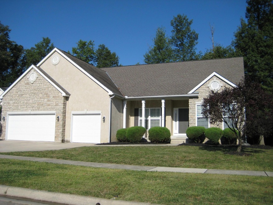 776 Wedgewood Dr, Marysville, OH 43040 - photo 1