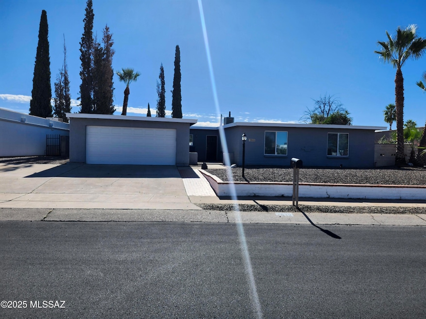 7612 E 39th St, Tucson, AZ 85730 - photo 1