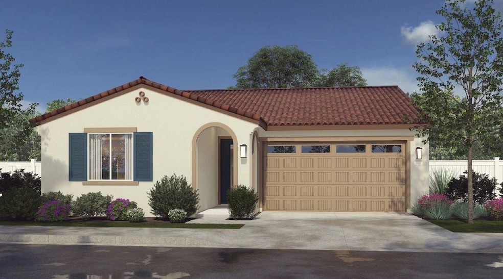 1592 Bloom Ave, Clovis, CA 93619 - photo 1