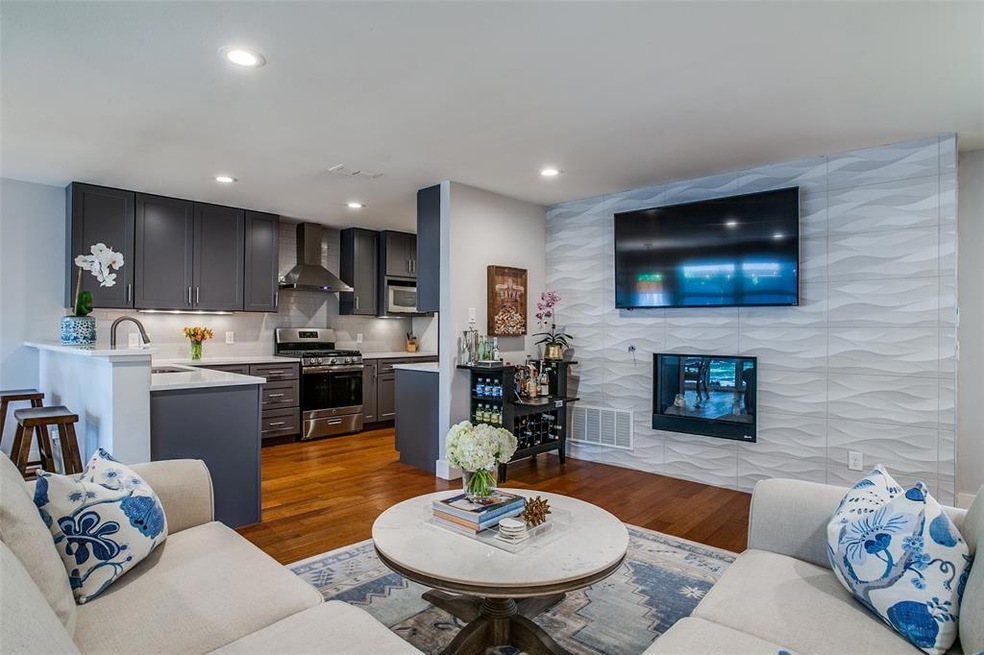 6122 Woodcrest Ln, Dallas, TX 75214 - photo 1