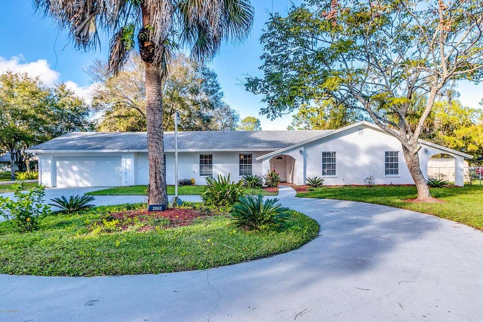 3060 Hield Road-13