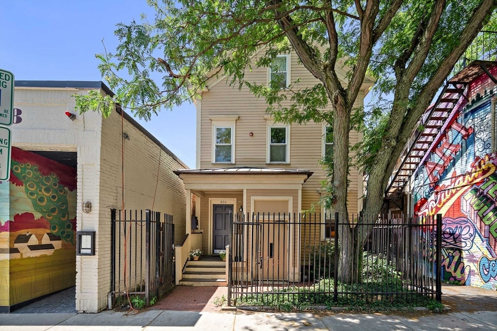 For Sale $2,995,000 • Co-Listing Agent