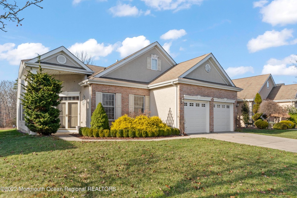 Hommati.com-52_Cypress_Point_Ln_NJ-12-05