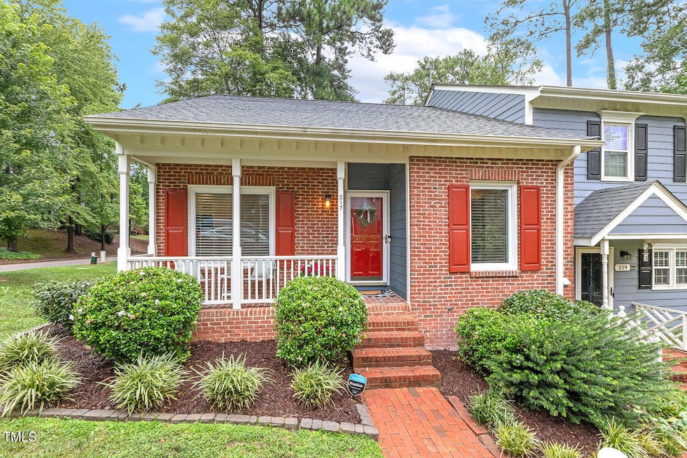 Sold $295,000 • Co-Listing Agent
