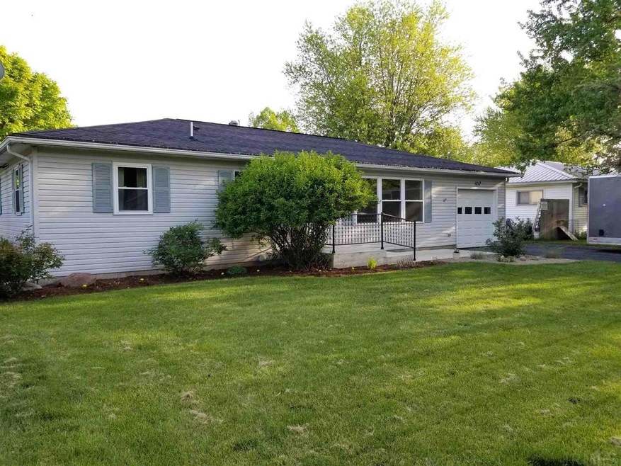 1217 W Arch St, Portland, IN 47371 - photo 1