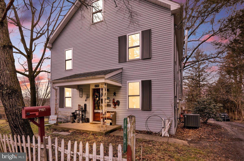 1461 Farmington Ave, Pottstown, PA 19464 - photo 1