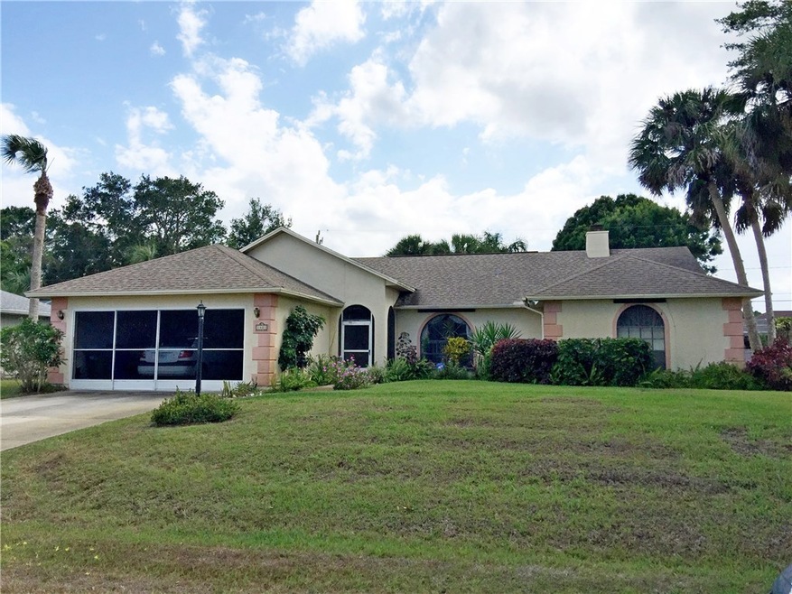 1401 Abbott Ln, Sebastian, FL 32958 - photo 1