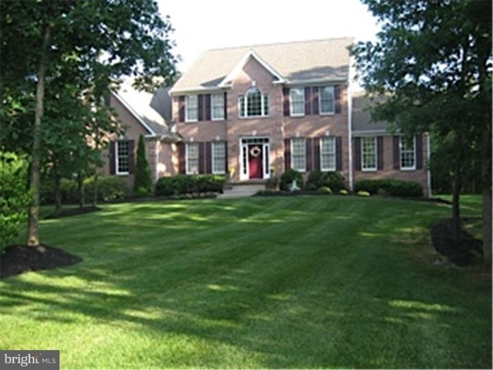 19 Amesbury Parke, Medford, NJ 08055 - photo 1