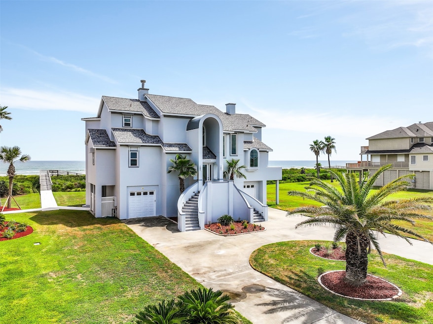 19039 Kahala Dr E, Galveston, TX 77554 - photo 1