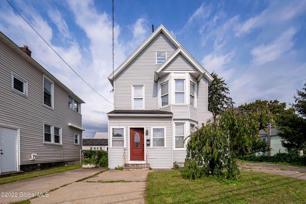 1939 Guilderland Ave, Schenectady, NY 12306 - photo 1