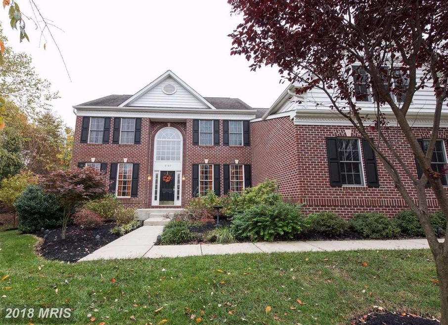 8103 Chapel Manor Ln, Ellicott City, MD 21043 - photo 1