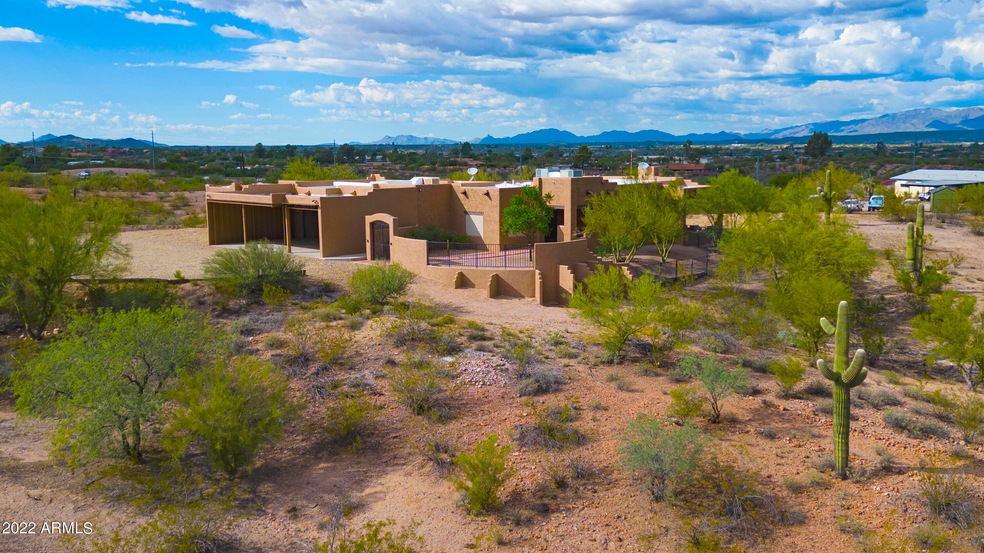 Sold $800,000 • Co-Listing Agent