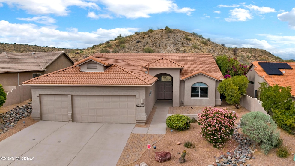63370 E Whispering Tree Ln-1