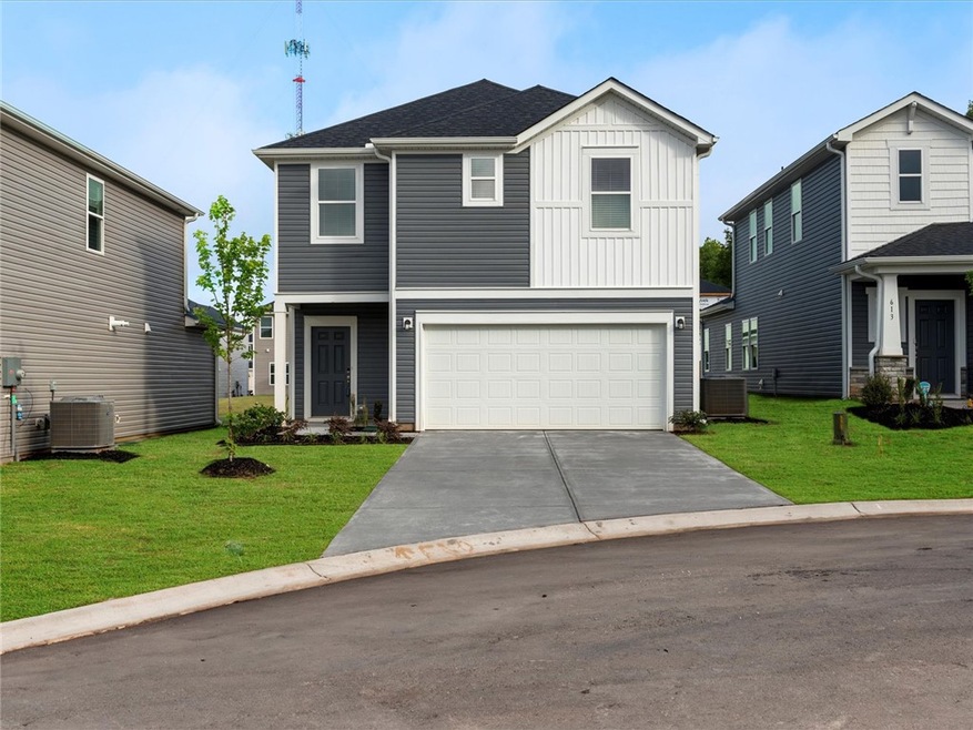 611 Spruce Pine Dr, Pendleton, SC 29670 - photo 1