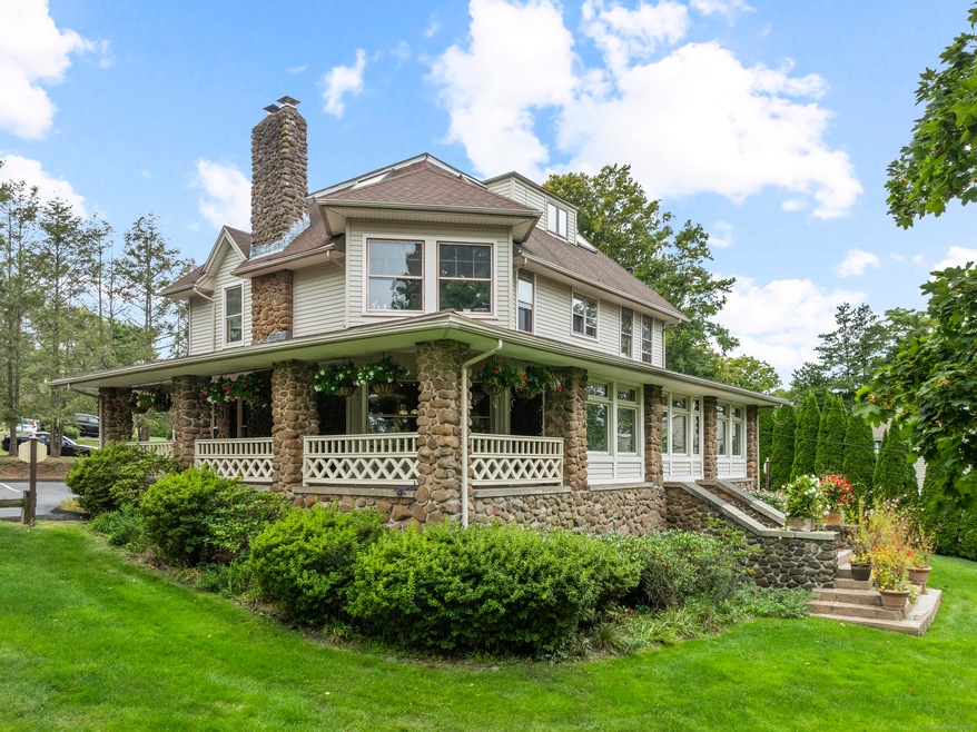 2750 Whitney Ave, Hamden, CT 06518 - photo 1