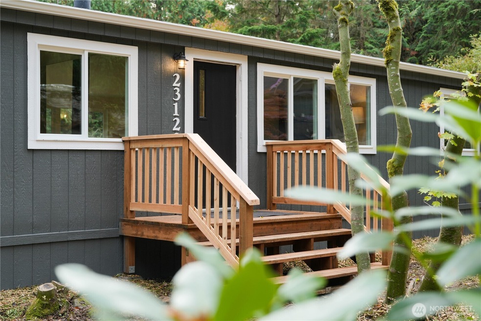 Pending $599,950 • Co-Listing Agent