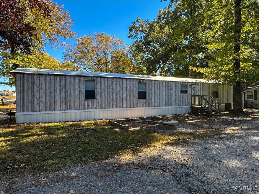 5015 Middle Rd unit 3, Prince George, VA 23875 - photo 1