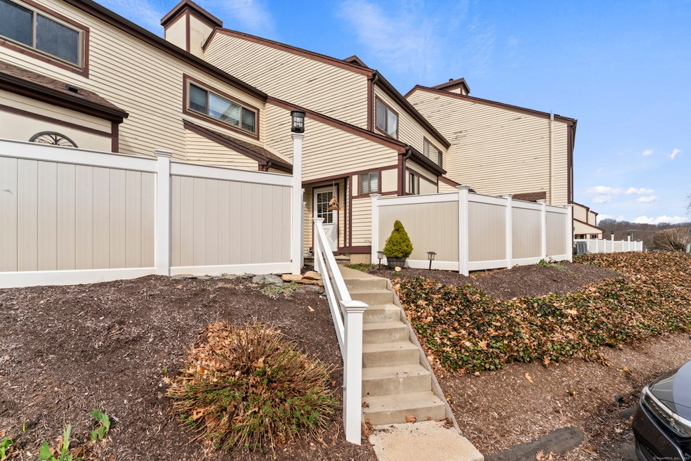 81 Main St unit 45C, Branford, CT 06405 - photo 1