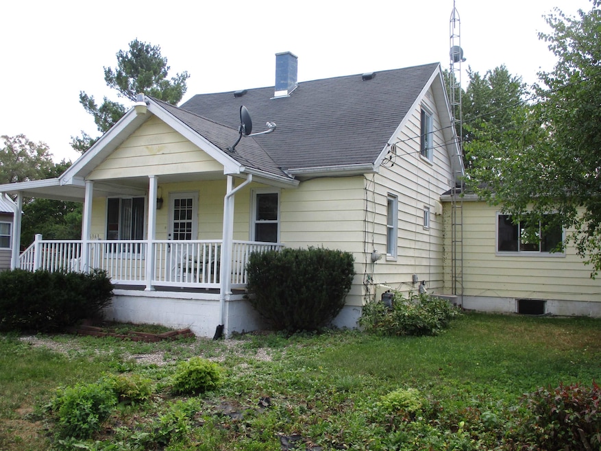 6363 W Court St, Flint, MI 48532 - photo 1