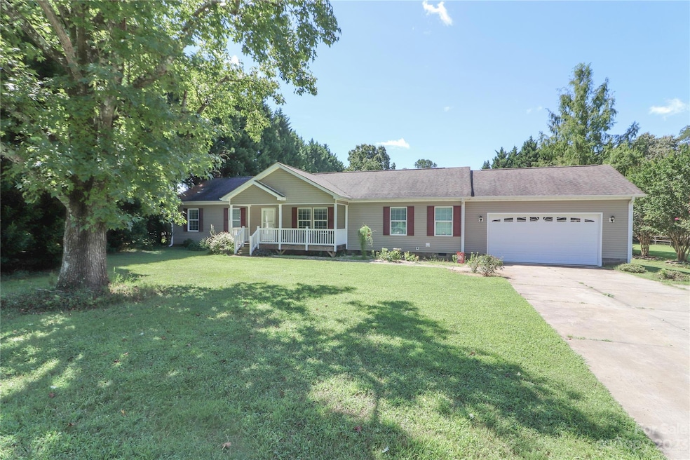 105 Wildflower Ln, Statesville, NC 28625 - photo 1