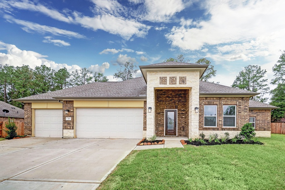 19049 Cloverwood Dr, Magnolia, TX 77355 - photo 1