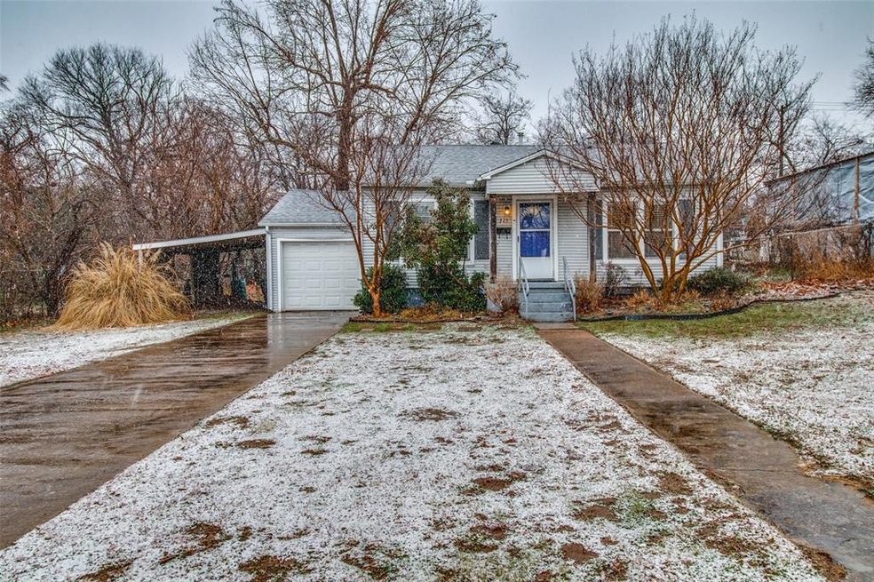 325 W Acheson St, Denison, TX 75020 - photo 1