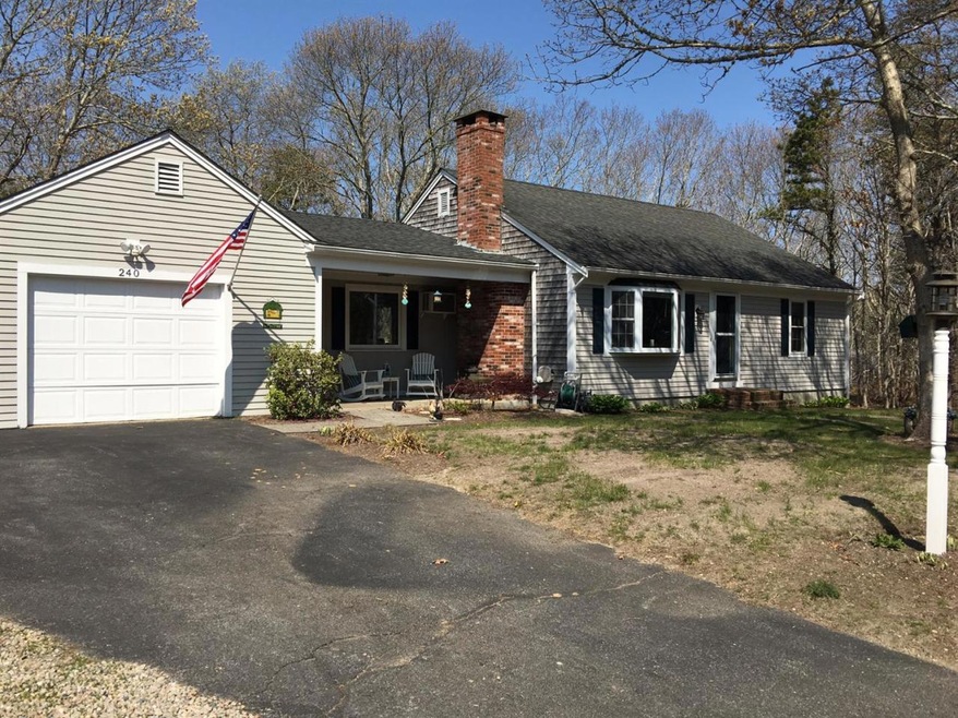 240 Carriage Ln, Barnstable, MA 02630 - photo 1